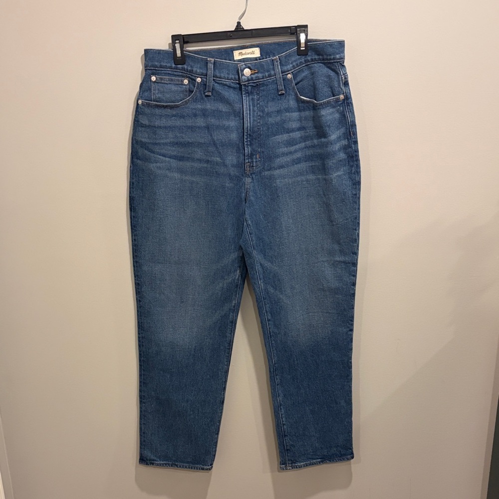 NWOT Madewell Vintage Straight Jeans